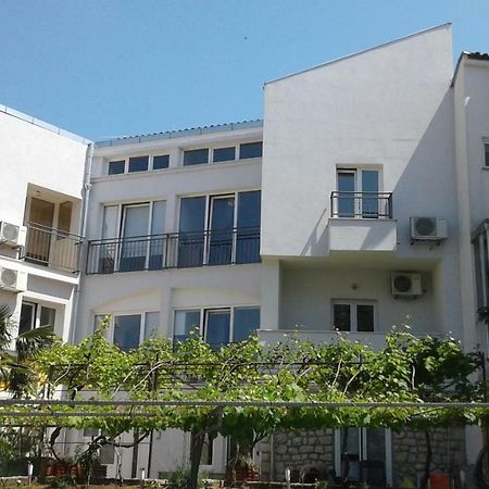 Apartmani Maric Selce Esterno foto