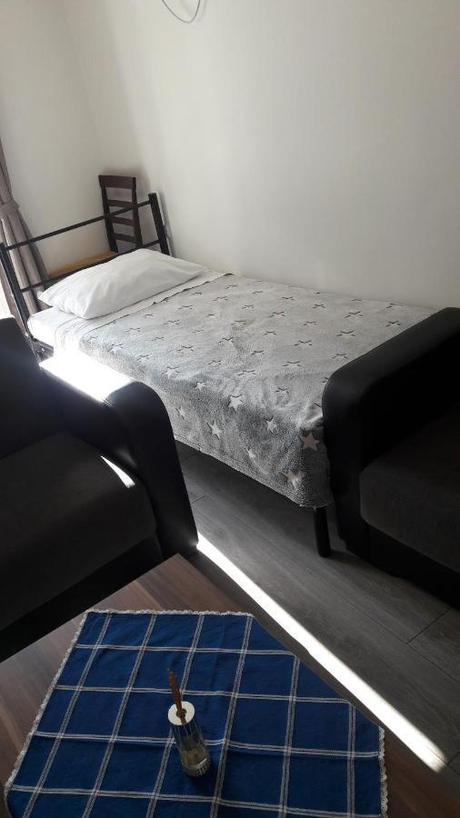 Apartmani Maric Selce Esterno foto