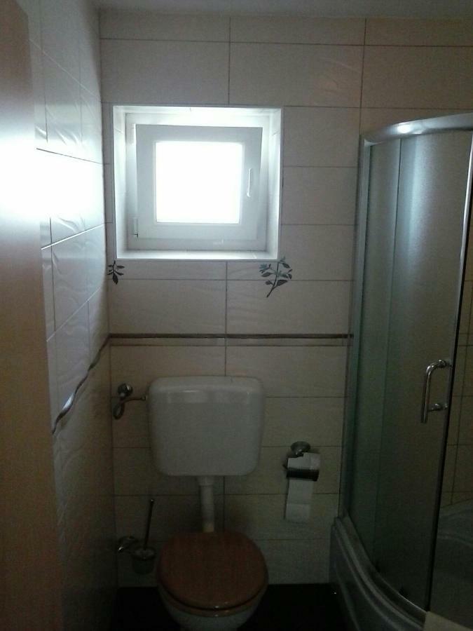 Apartmani Maric Selce Esterno foto
