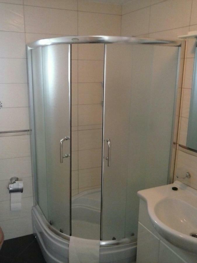 Apartmani Maric Selce Esterno foto
