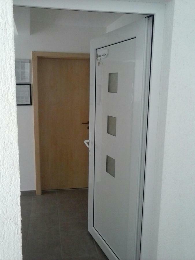 Apartmani Maric Selce Camera foto